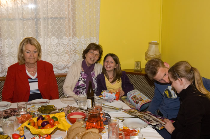 04a_Poldi_hanna bei Heinz Geburtstag